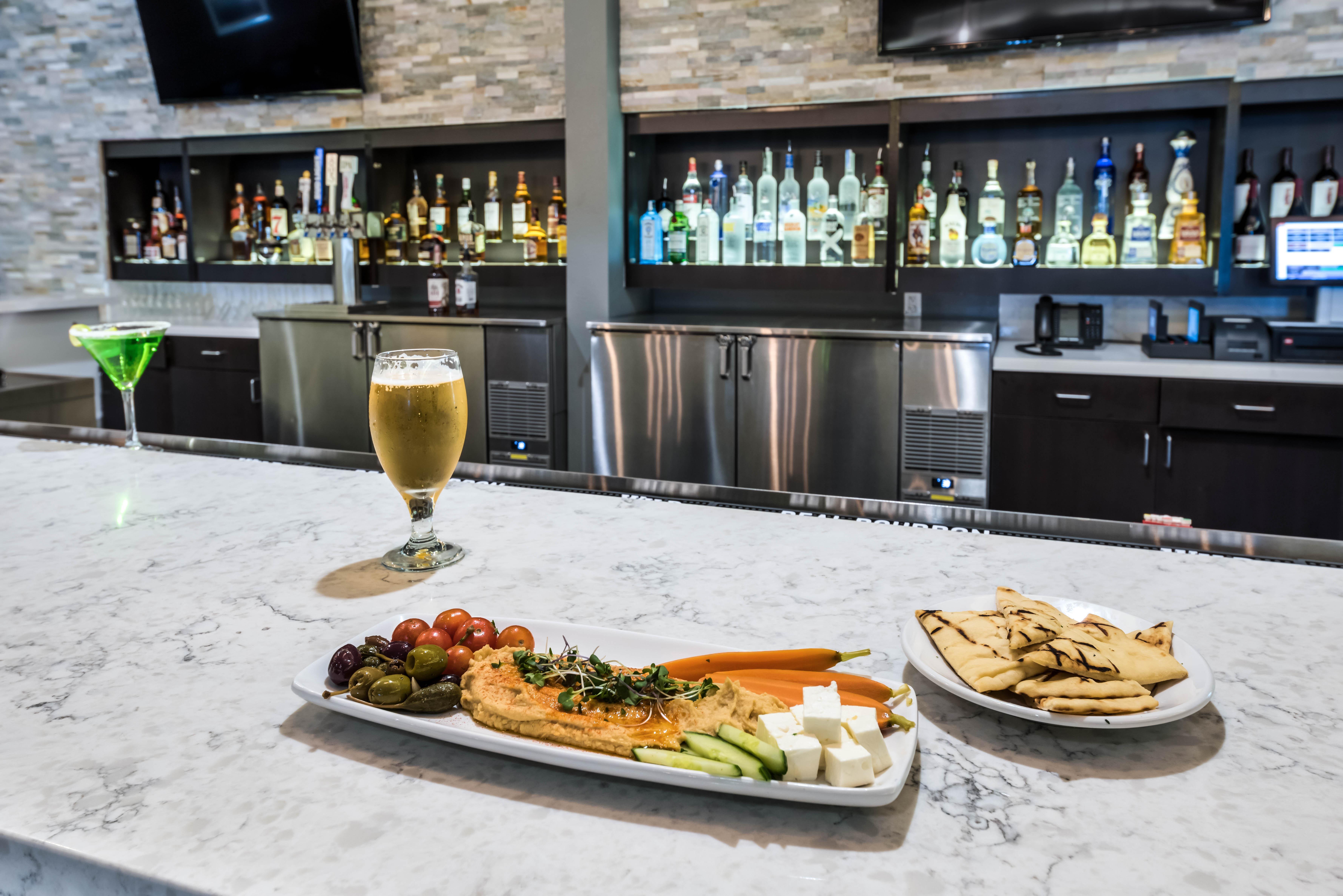 Holiday Inn Hotel & Suites Silicon Valley - Milpitas By Ihg Экстерьер фото